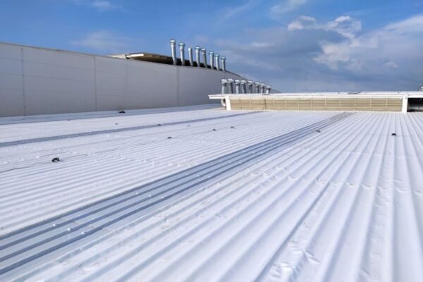 Sandviç Panel Çatı Üzerine PVC Membran
